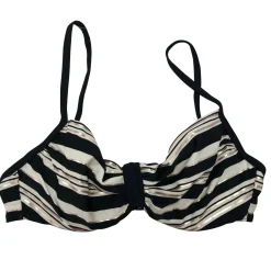 Naisten bikinit, koko 38
