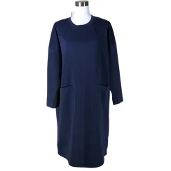 Naisten collegemekko, koko 40