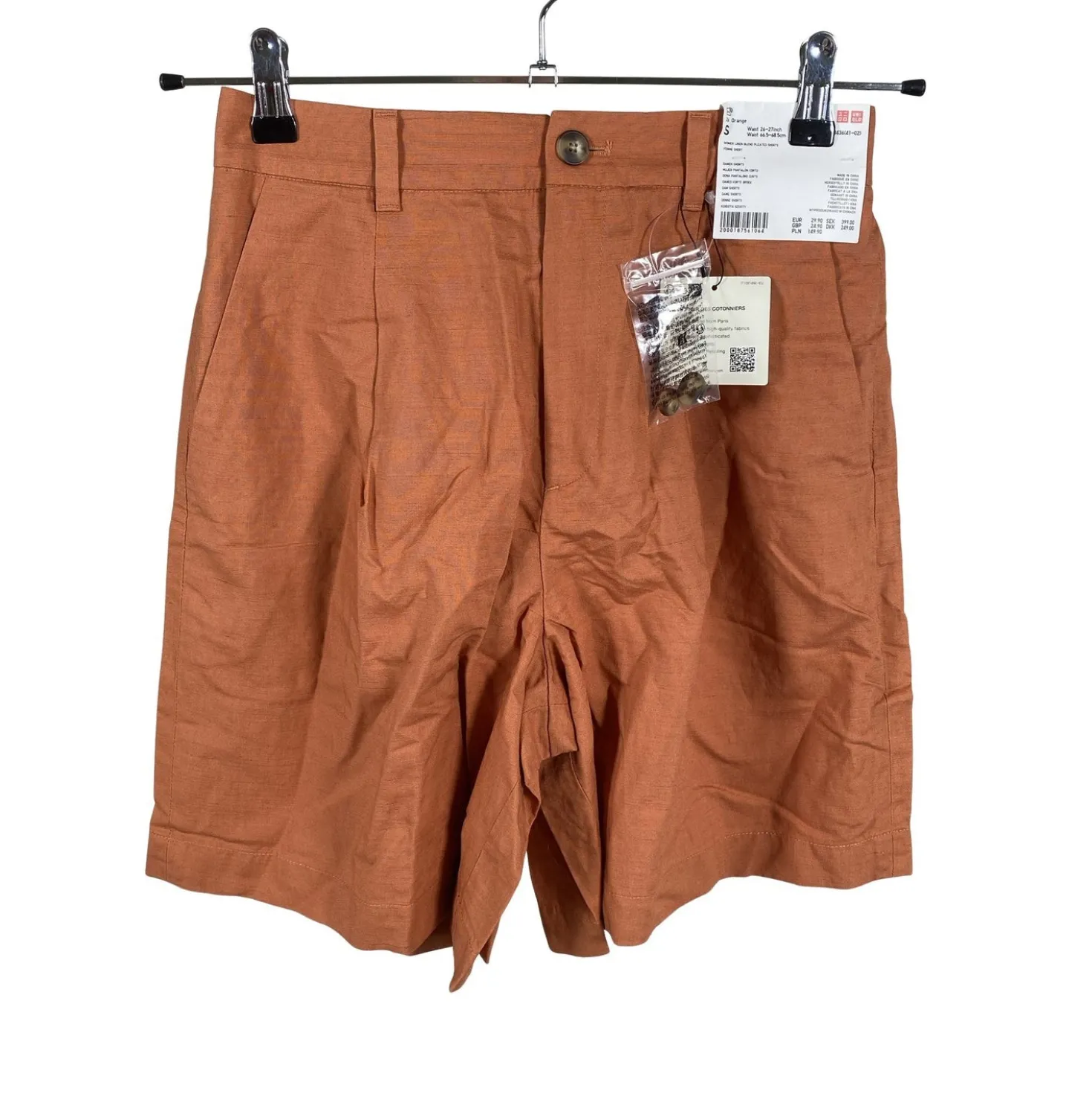 Naisten shortsit, koko 36