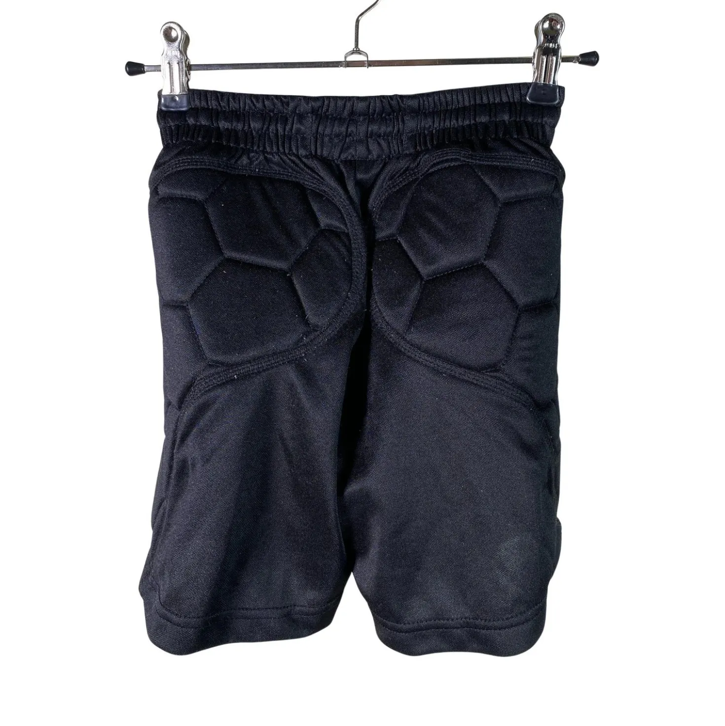 Urheilushortsit, koko 122 - 128